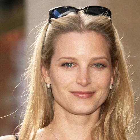Here’s Why ‘Lake Placid’ Star Bridget Fonda Left Hollywood and Never Looked Back