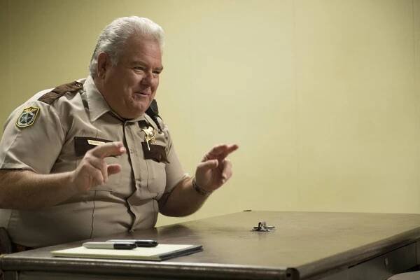 Brooklyn 99 - Coral Palms: 2. část - Z filmu - Jim O’Heir