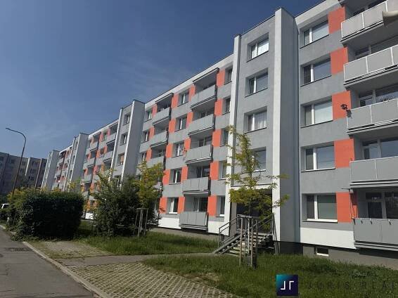Prodej bytu 4+1 / 2 lodžie; OV; 86 m² – Roudnice nad Labem – Realitní kancelář JURIS REAL, spol. s r.o. – Praha