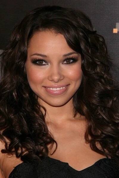 Jessica Parker Kennedy herečka