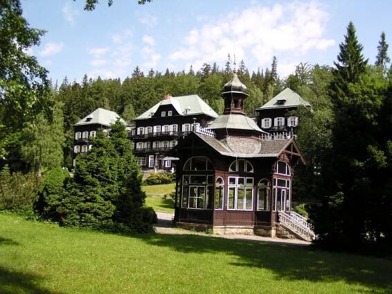 Horské lázně Karlova Studánka | Turistické cíle | Jeseníky.cz