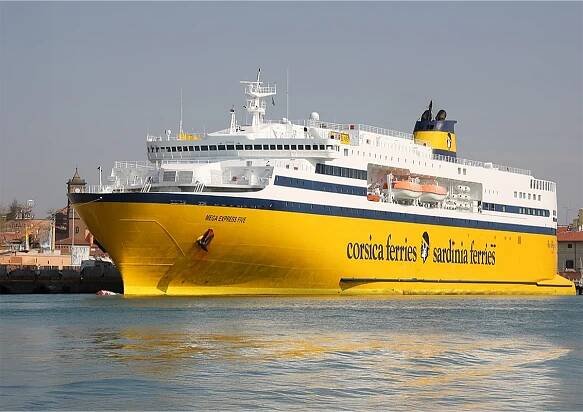 Trajekty Corsica Sardinia Ferries – Online rezervace lístků