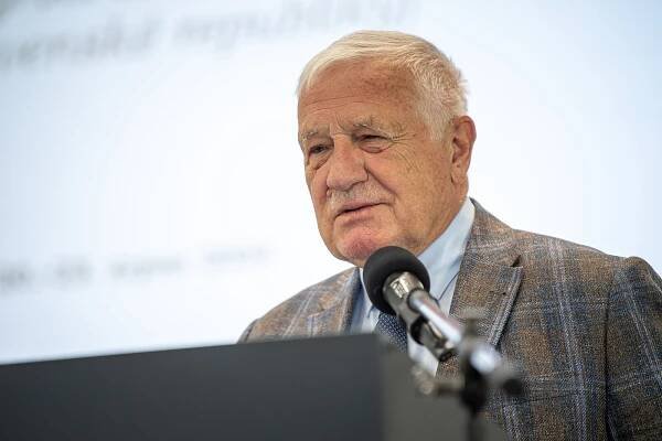 Klaus ke schůzce Blažka a Nejedlého: Určitě si velmi dobře rozumí
