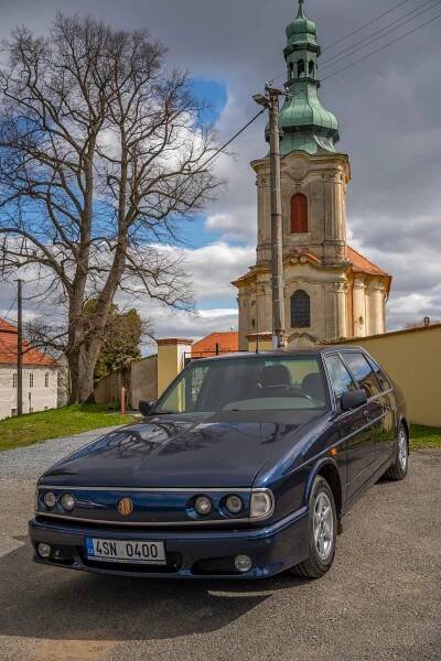 Řídili jsme poslední skutečnou českou limuzínu: Tatra 700 umí být trochu záludná, ale je strašná škoda, že neuspěla