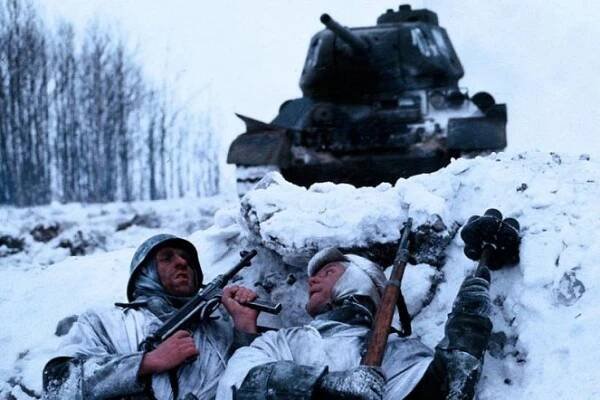 Stalingrad - Z filmu - Jochen Nickel, Sebastian Rudolph