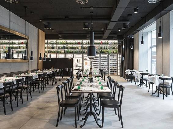 Restaurant Buckhuser | Essen & Trinken in Zürich, Schweiz
