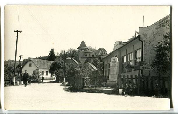 Hodonín u Kunštátu, Blansko, pomník padlým - Pohlednice místopis