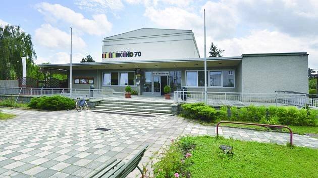 Divadlo Palace přiveze do Dobrušky inscenaci Prachy