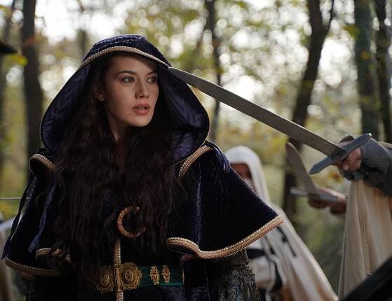 Alparslan: Büyük Selçuklu - Episode 4 - Z filmu - Fahriye Evcen