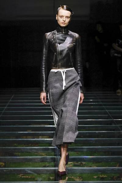 Prada Romances with Bows and Pillboxes For AW24