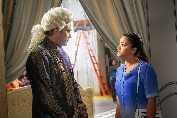Neposkvrněná Jane - Chapter Thirty-Eight - Z filmu - Jaime Camil, Gina Rodriguez