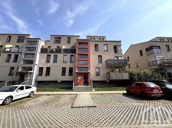 Prodej Byt 2+kk, Obchodní, Rudná, okres Praha-západ