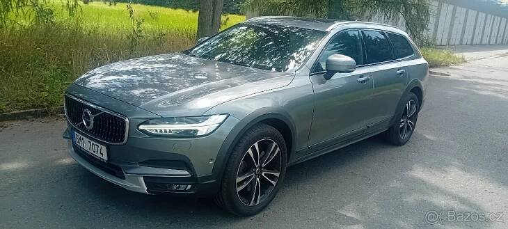 Volvo V90 Cross country - Olomouc