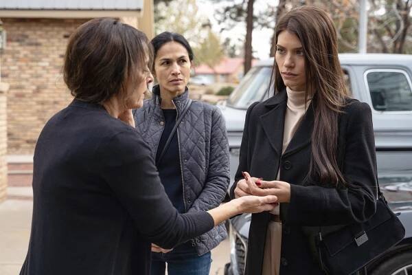 Uklízečka - Arman - Z filmu - Elodie Yung, Eva De Dominici