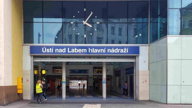 Ústí nad Labem hlavní nádraží - Vlakem jednoduše