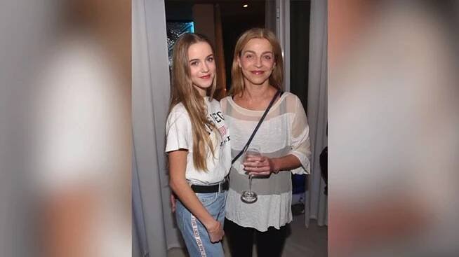 Ať si má dcera dělá, co chce, hlavně, ať ji to baví, říká herečka Lucie Zedníčková - Seznam Zprávy