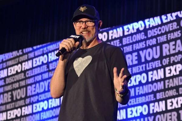 Matthew Lillard speaks on stage during a panel at FAN EXPO Chicago 2024 at Donald E. Stephens Convention Center on August 18, 2024 in Rosemont, Illinois.