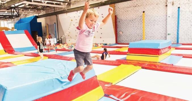 Jump Family Olomouc - adrenalinové skákání pro celou rodinu - Po Česku