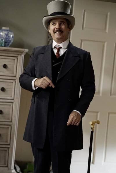 Rodinka na kousky - Thirty-Five Teacher Escape Lottery - Z filmu - Paul F. Tompkins