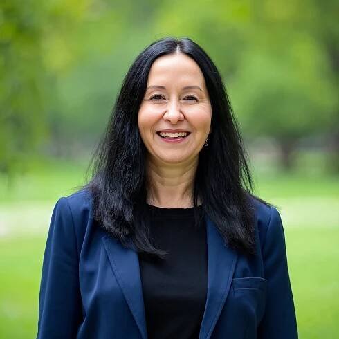 Headshot of Leticia Lopez, MD