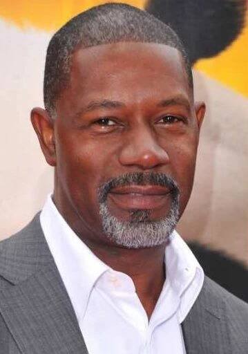 Dennis Haysbert