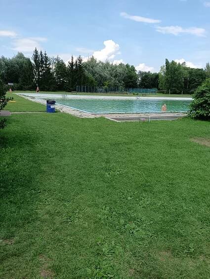 Koupaliště Středokluky