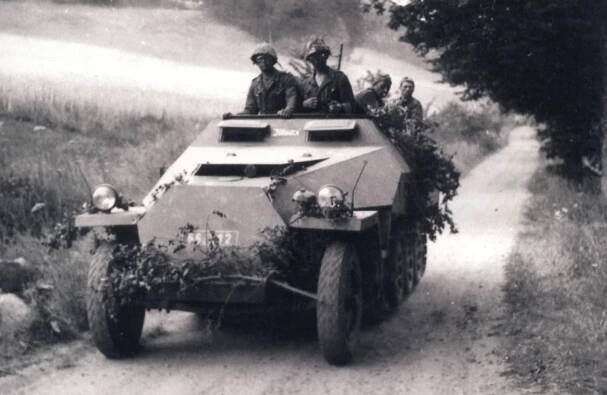 CZK - OPp 3t N (Sd.Kfz.251 a jeho modifikácie v československej armáde) : Československo / ČR / SR (CZK/CZE/SVK)