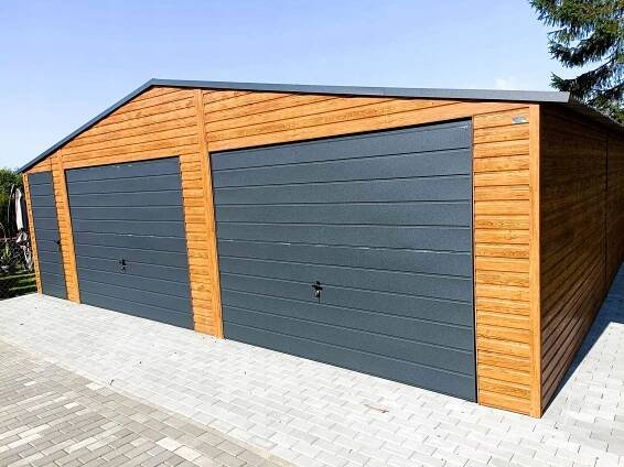 Plechová garáž 8x7m, sedlová střecha - 2x výklopná vrata + dveře - Antracit Šířka 8 m