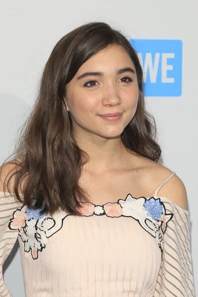 50 Celebrities Who Looked Gorgeous with Bangs
