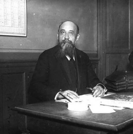 Nicolae Iorga - Wikipedia
