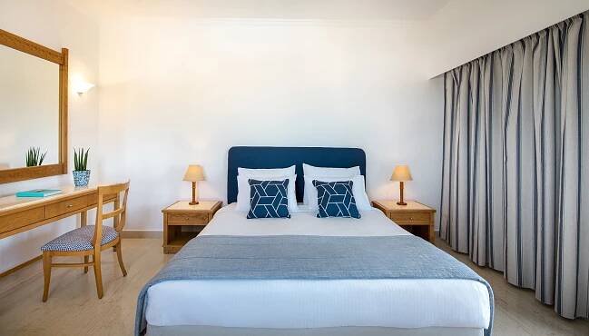 Rezort Mitsis Ramira 5*