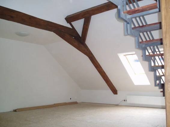 Půdní vestavba Ve Smečkách - KC Architecture