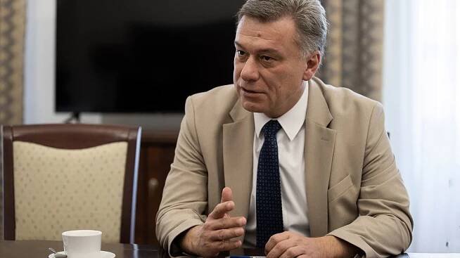 Blažek promluvil: „Zeman chtěl, abych pomohl zastavit stíhání Mynáře“ - Seznam Zprávy