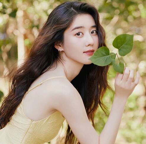 Singaporean actress Eleanor Lee