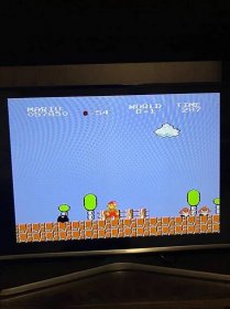 Nintendo NES + 7 Her + Four Score - Počítače a hry