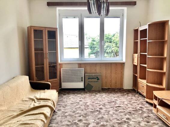 Pronájem bytu 2+1 Čáslav | Jiří Šimon - realitní makléř s 24 letou praxí / profesionální realitní služby