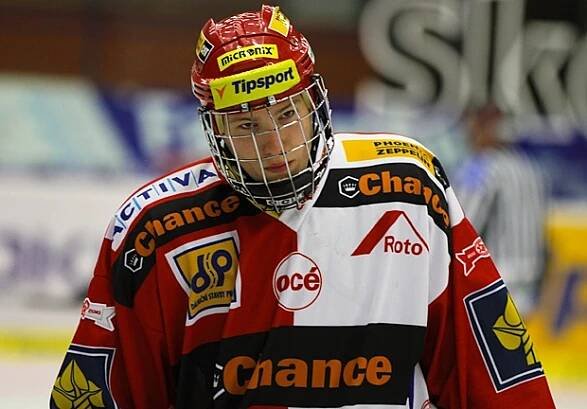 HC Slavia Praha | Dmitrij Jaškin slaví 18. narozeniny, přeje si hlavně zdraví 