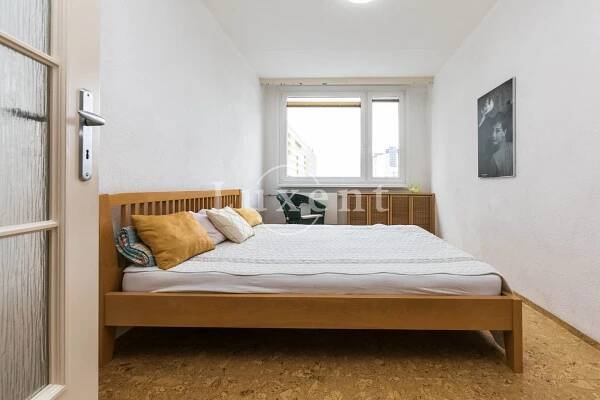 Pronájem bytu 3+1/L, 78 m2, Praha 11 - Háje | Luxent
