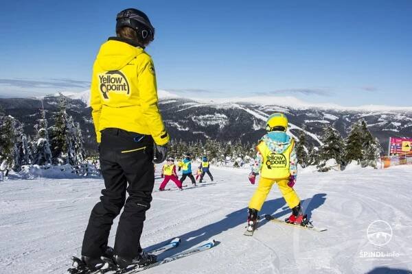 Půjčovna lyží a snowboardů Yellow point | www.spindleruv-mlyn.com | Špindlerův-Mlýn.com