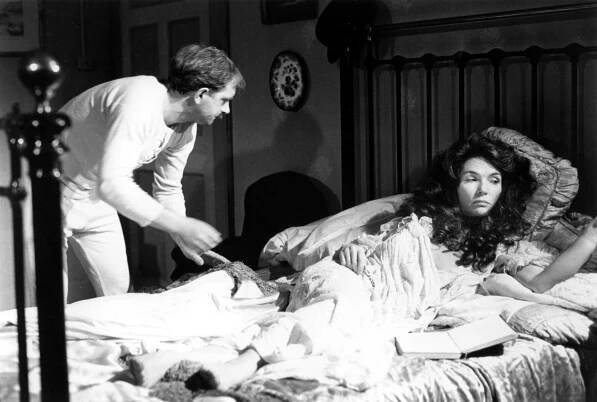 JAMES JOYCE'S WOMEN, Chris O'Neill, Fionnula Flanagan, 1985