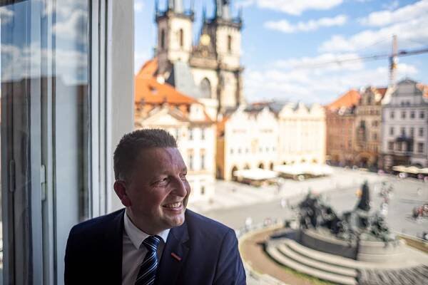 Radim Sršeň: Sociální dávky pro uprchlíky bych svázal s jejich místem pobytu