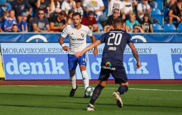 Prohra štve každého. Trenér byl o poločase slyšet, řekl Hofmann