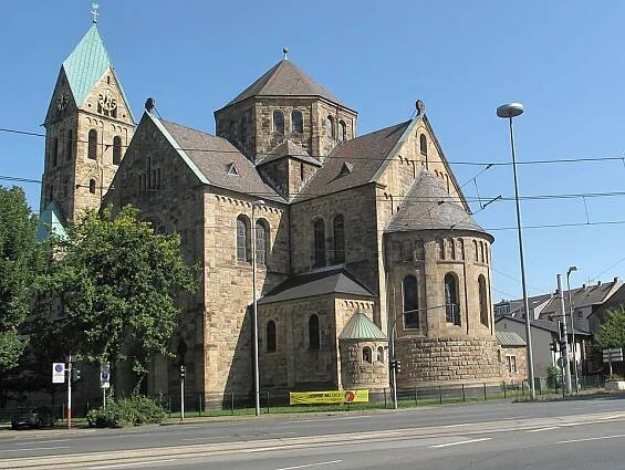Schalke, Sankt Georgskirche in der Strasse