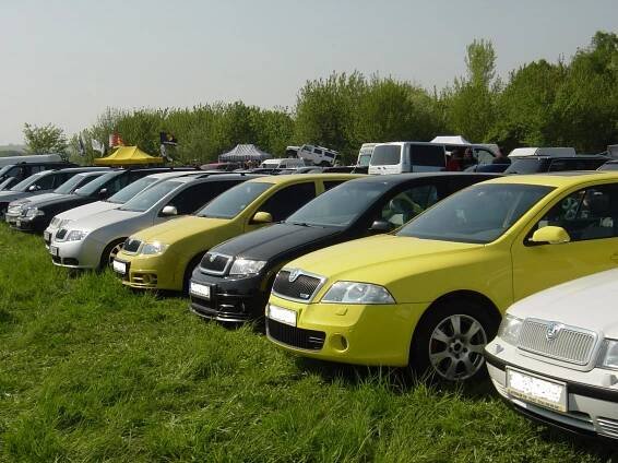 Fotografické úlovky z ulic a silnic - Stránka 102 - Lampárna - ŠKODA Forum - SKODAHOME.cz