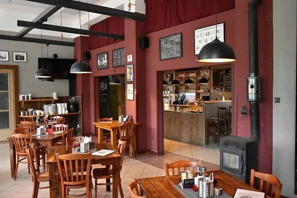 Vyhledávaná Restaurace Lidový dům v Prostějově nabízí obědové menu od 129 korun.