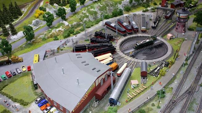 Pražský Smíchov nabízí český div – grandiózní model Království železnic