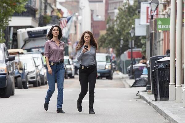 Námořní vyšetřovací služba: New Orleans - Přehlédnuté - Z filmu - Necar Zadegan, Vanessa Ferlito