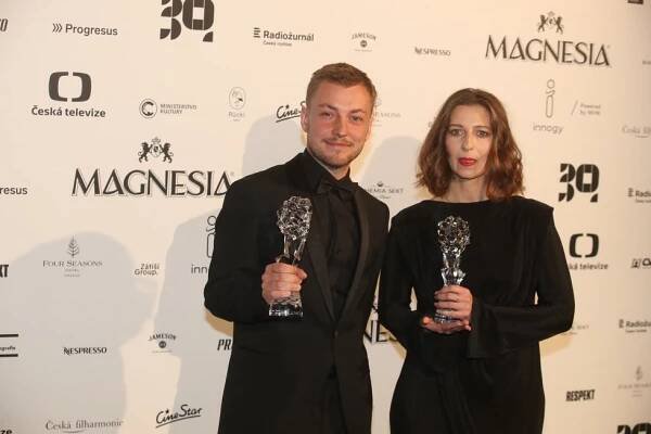 Seriálový „Sepéši“ na Českých lvech: Ukázal novou přítelkyni!