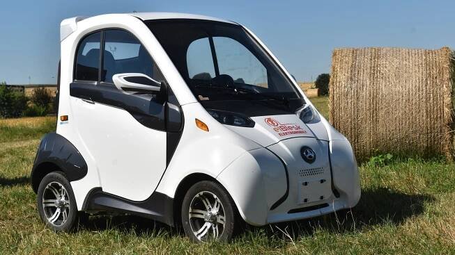 Elektrický Tiger moc krásy nepobral. Jezdit do školy s ním ale můžou i náctiletí