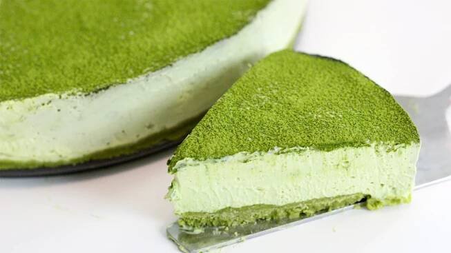 Tenhle moučník jím i když jsem na dietě a nepřiberu ani deko, hotový ho máte během chvilky jen z několika ingrediencí!